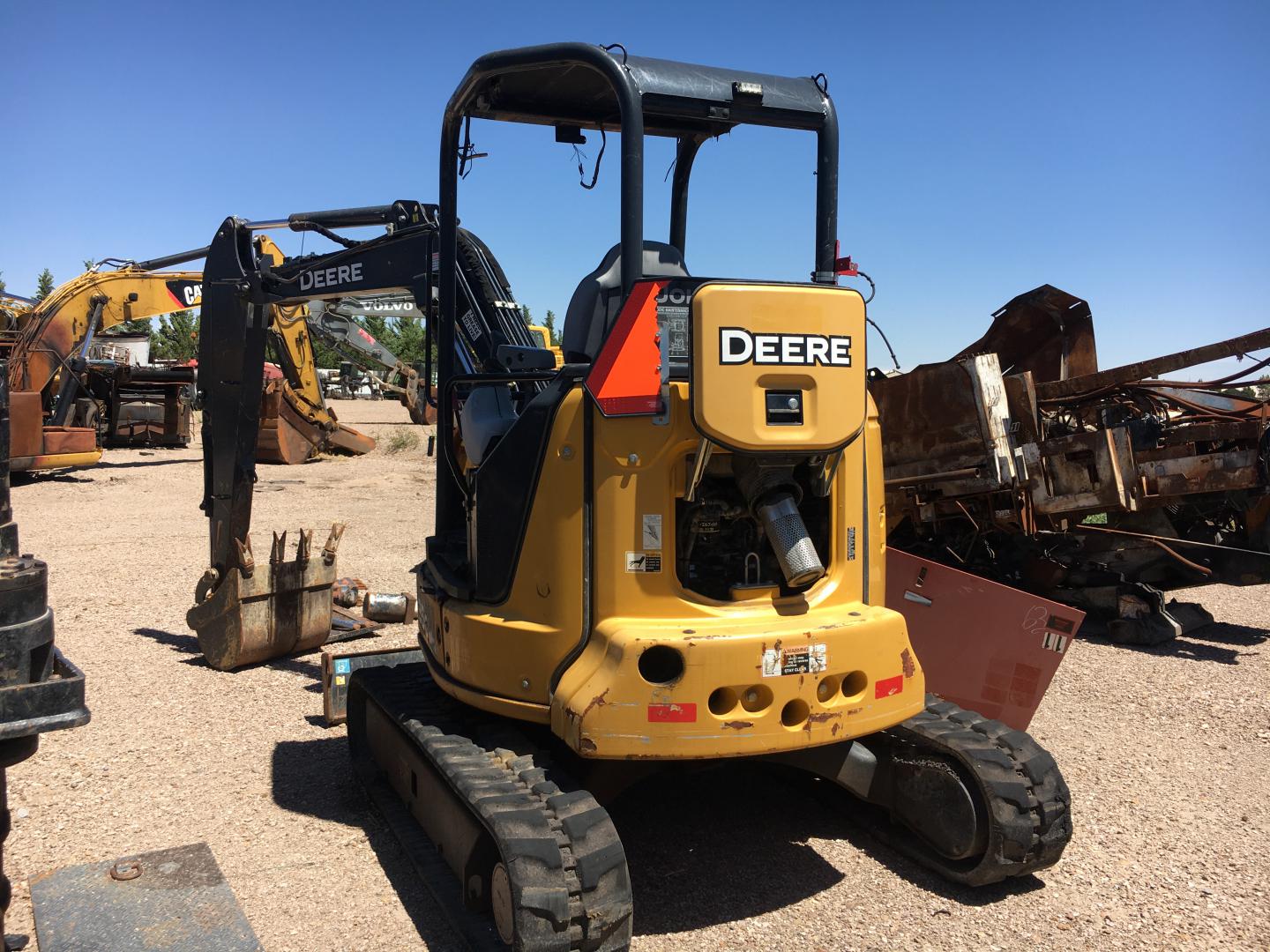 ./imagenes/INVOICE/2019/16378/MINIEXCAVADORA JOHN DEERE 35G PARA PARTES (20).JPG